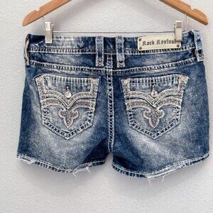 Rock Revival Embroidered Cowgirl Rhinestone Western Boho Mid Rise Shorts